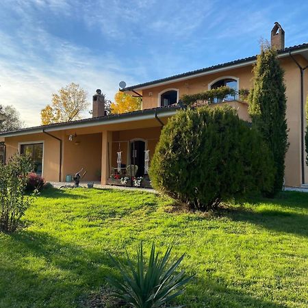 Bed & Breakfast Le Piagge Scurcola Marsicana Dış mekan fotoğraf