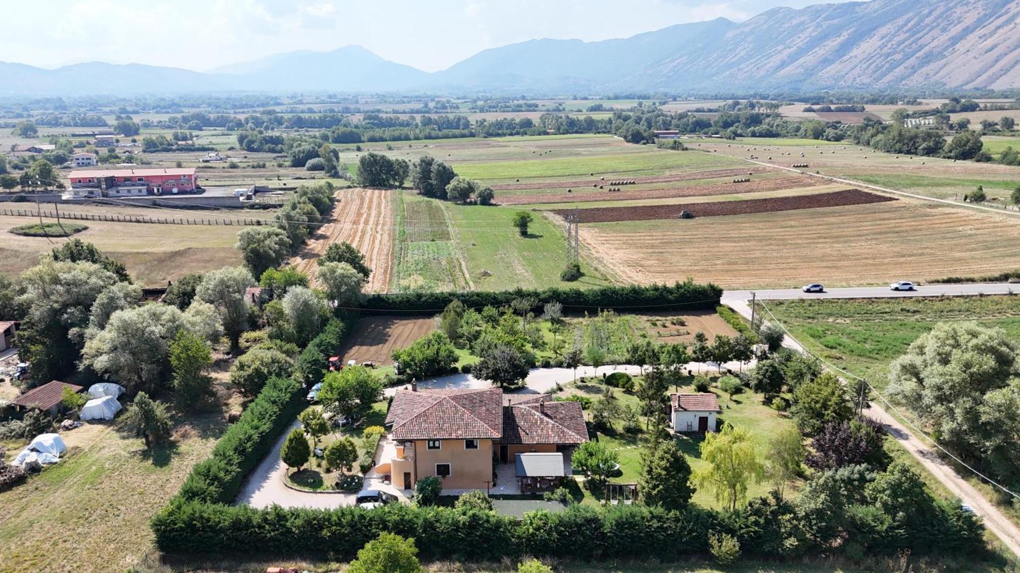 Bed & Breakfast Le Piagge Scurcola Marsicana Dış mekan fotoğraf