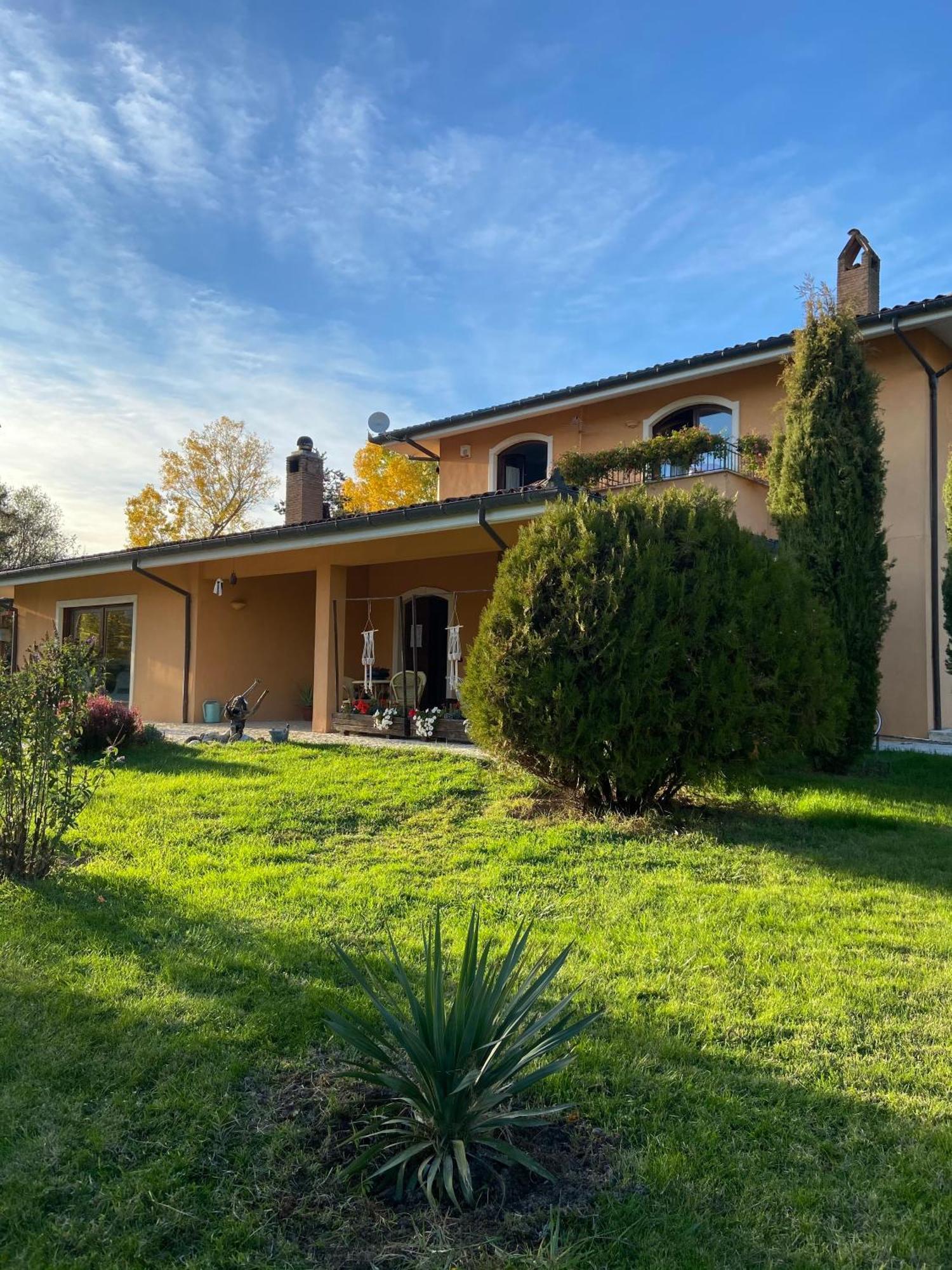 Bed & Breakfast Le Piagge Scurcola Marsicana Dış mekan fotoğraf